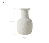 Minimalist Ceramic Vase – Artistic Home Décor with Museum-Style Elegance