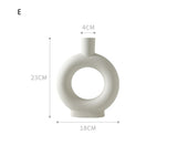 Minimalist Ceramic Vase – Artistic Home Décor with Museum-Style Elegance